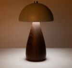 Lampe Mrs. Teak Hellblau von EJA