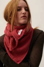 Wayda Schal in Florence Raspberry