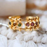 Ring "Rang" mit mehrfarbigen Turmaline von Ginandger