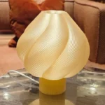 Wavy shell lampe butter yellow1