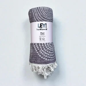 Strandtuch Sonne in Aubergine von Ley!