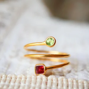Ginandger - Ring Pushpa Granat & Peridot
