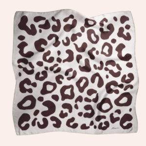 Moxie – Seidenfoulard Untamed Braun 68x68 cm