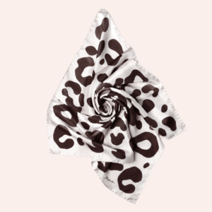 Moxie – Seidenfoulard Untamed Braun 68x68 cm